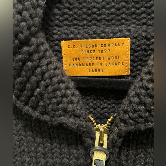 Filson Cowichan Sweater / Size Large - Picture 3 of 5